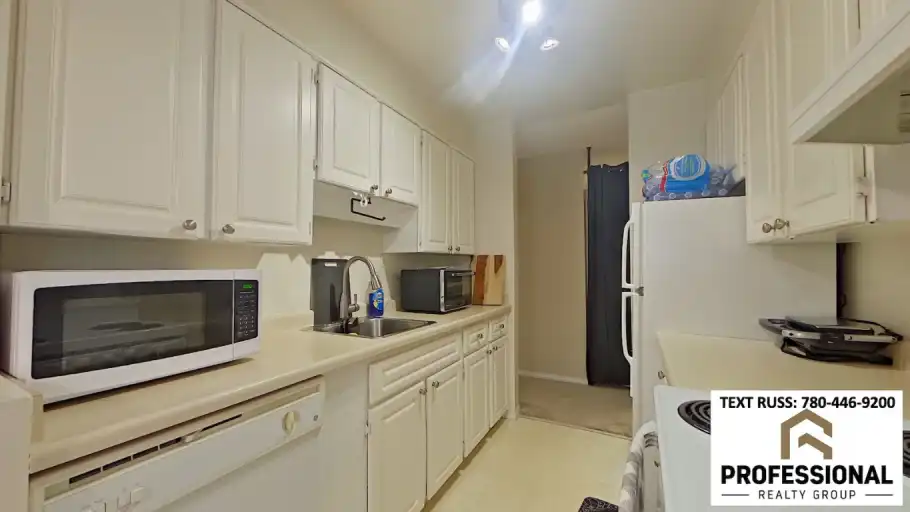 1 Bed + Den / 1 Bath Apartment in SW Edmonton (Close to LRT) | 11455 41 Avenue Northwest, Edmonton | 3151318