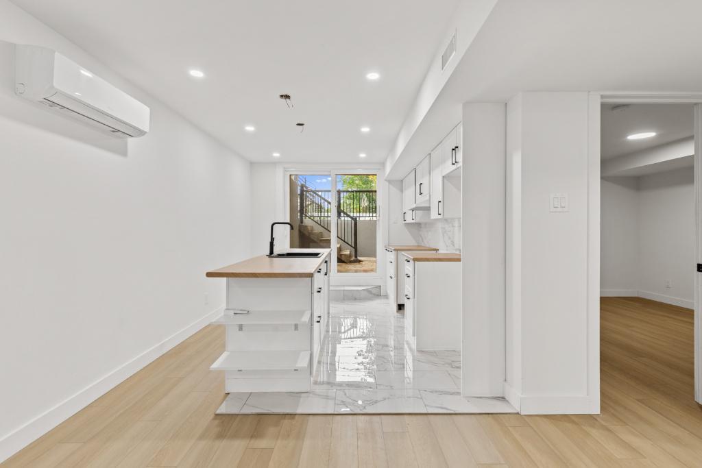 Appartement à louer Rue De Forbin-Janson (offre du 1er mois) | 3151362