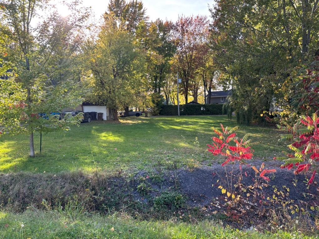 Terrain 10120p/c avec services | 3151689