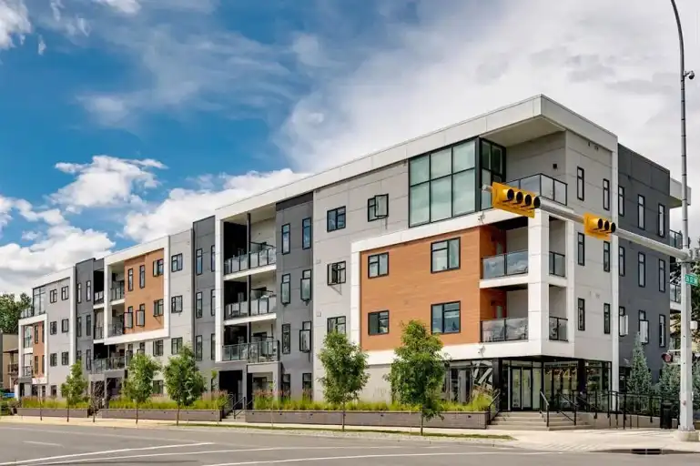 Pet-Friendly Furnished 2-Bedroom, 2-Bath Cozy Condo for Rent | 303 - 2702 17 Avenue Southwest, Calgary | 3153448