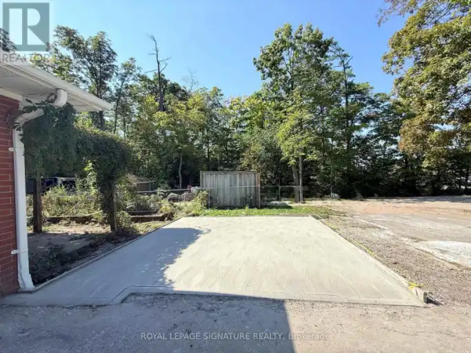 LOWER - 38 BURNHAMTHORPE ROAD W | LOWER - 38 BURNHAMTHORPE ROAD W, Oakville | 3153953