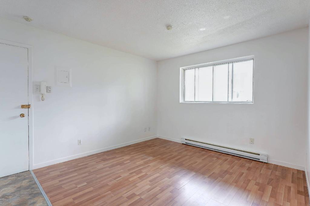 3 1/2 à St-Jérôme - internet inclus - libre 1er Nov ou Dec | 3154112