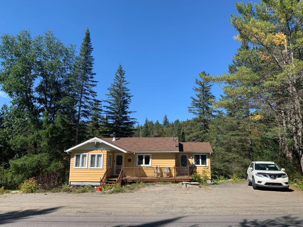 CITQ 303469.BEAU Chalet BORD DE L’EAU.4 SAISONS. À LOUER. Lanaudière | 3154367