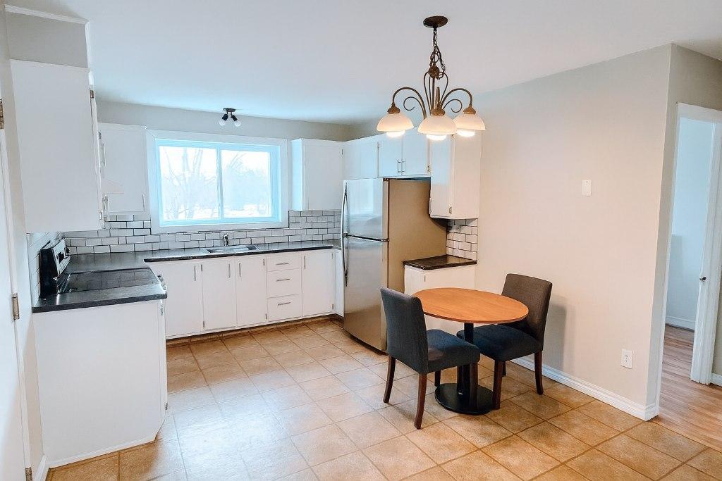 4 ½ St-Rédempteur (Internet et thermopompe inclus) | 3155159