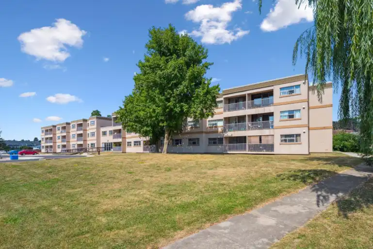 Pioneer Apartments | 21 Pioneer Drive, Kitchener | 3171445