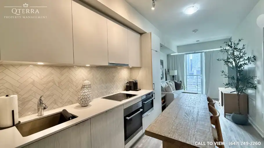 1904-158 Front St E, Toronto, Ontario M5A 0K9 | 158 Front Street East, Toronto | 3171719