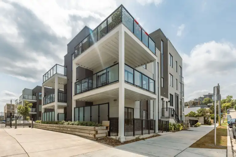 Cozy 1 Bed + Den in Bridgeland, includes 1 underground parking - Negotiable term | 308 - 455 1 Avenue Northeast, Calgary | 3155794