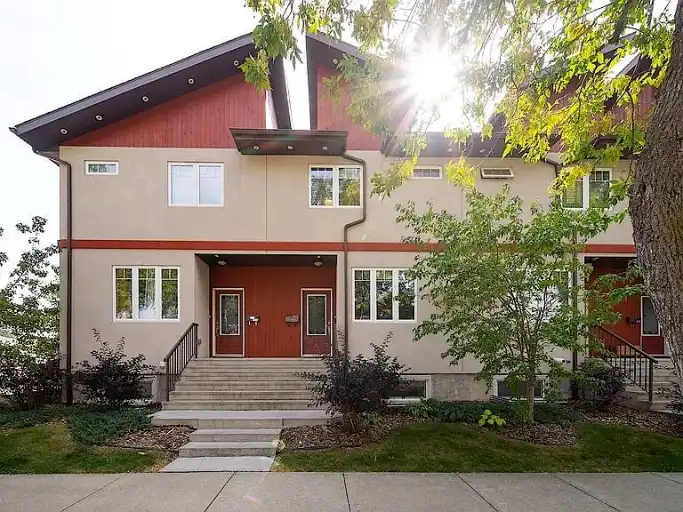 Beautifully Finished 4 Bed 3.5 Bath Townhouse Ideally Located in Forest Heights | 7907 105 Avenue, Edmonton | 3164493