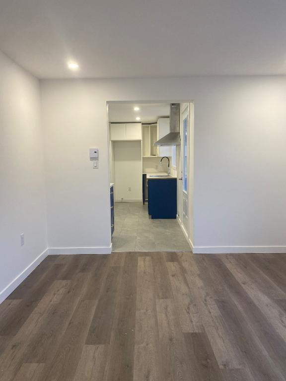 4 1/2 avec une grande cour | 3157297