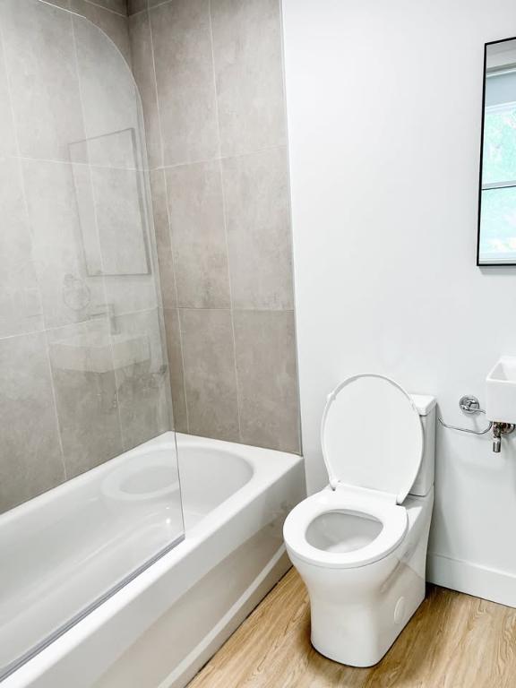 3 1/2 rénové sur la rue sainte catherine | 3157298