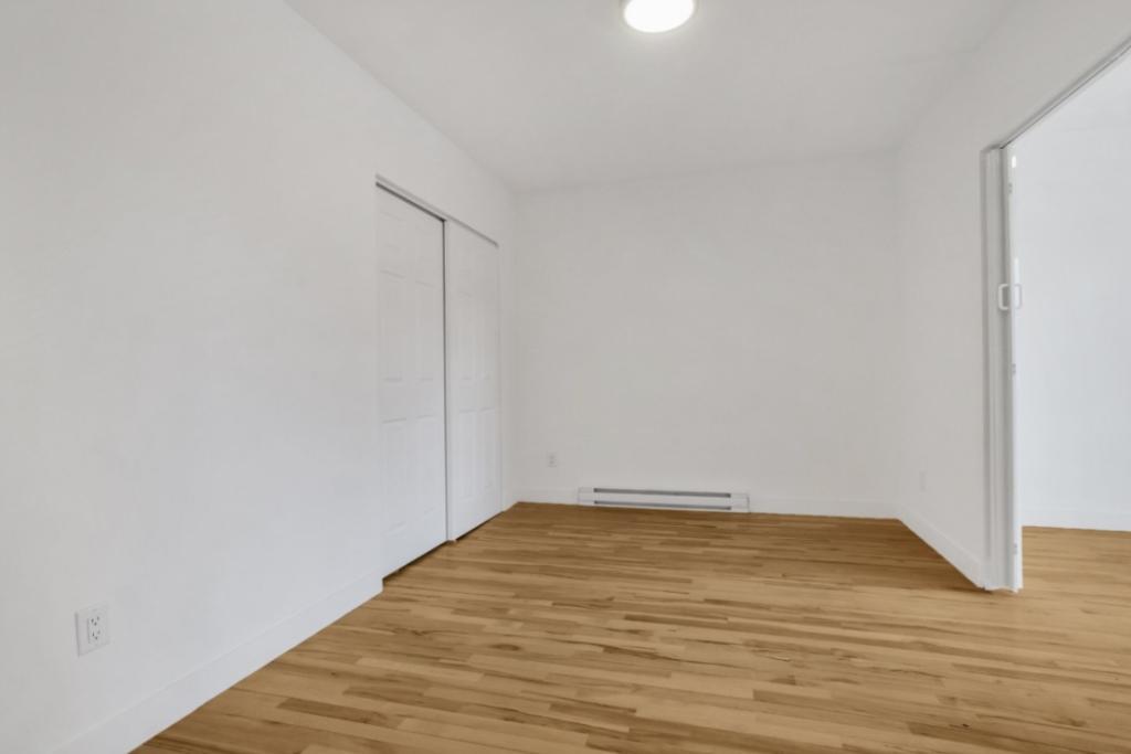 4,5 (1chambre) RÉNOVÉ dans un quartier Paisible - Libre Immédiatement | 3157307