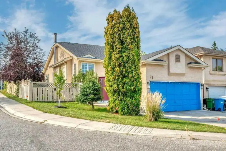 41 Millbank | 41 Millbank Bay Southwest, Calgary | 3157641