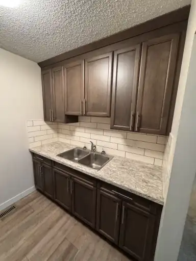 Brand New Renovated 3 bedroom unit | C - 438 12 Avenue Northeast, Calgary | 3157647
