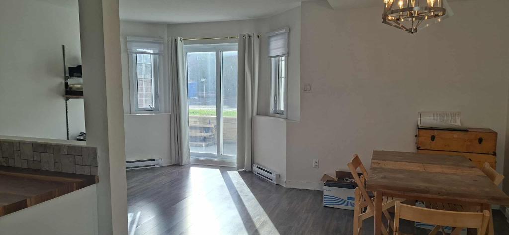 Logement condo à louer | 3159774