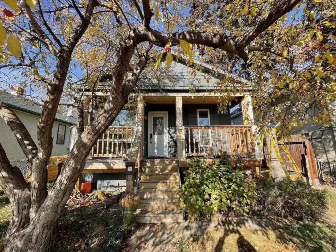 Fully Furnished Basement Suite downtown | 2329 Spiller RD SE, Calgary | 3157958