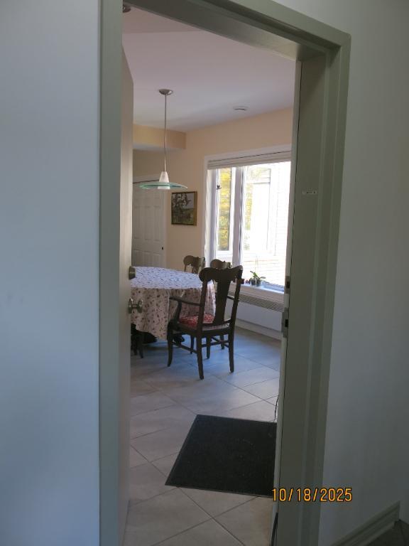 Grand 5½ dans petit immeuble tranquille | 3158006