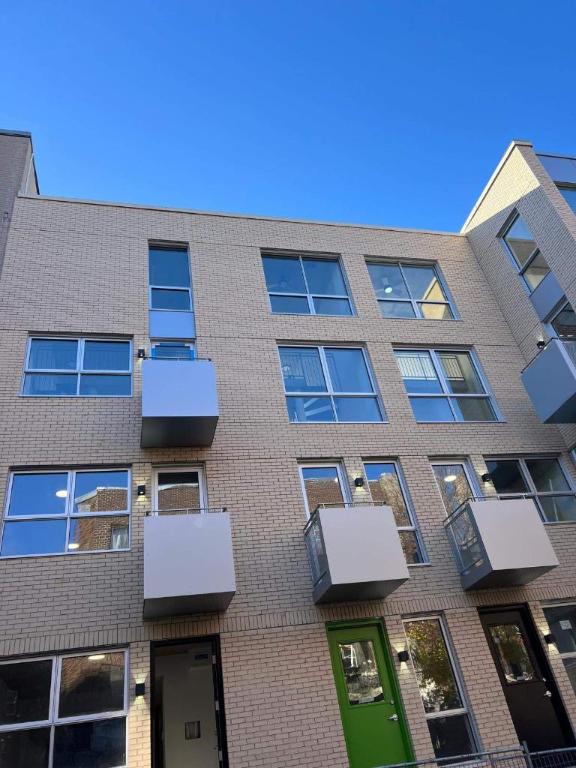 CACHET TRES SPECIAL NOUVEAU SUR LE MARCHÉ 1 CAC | 3158007