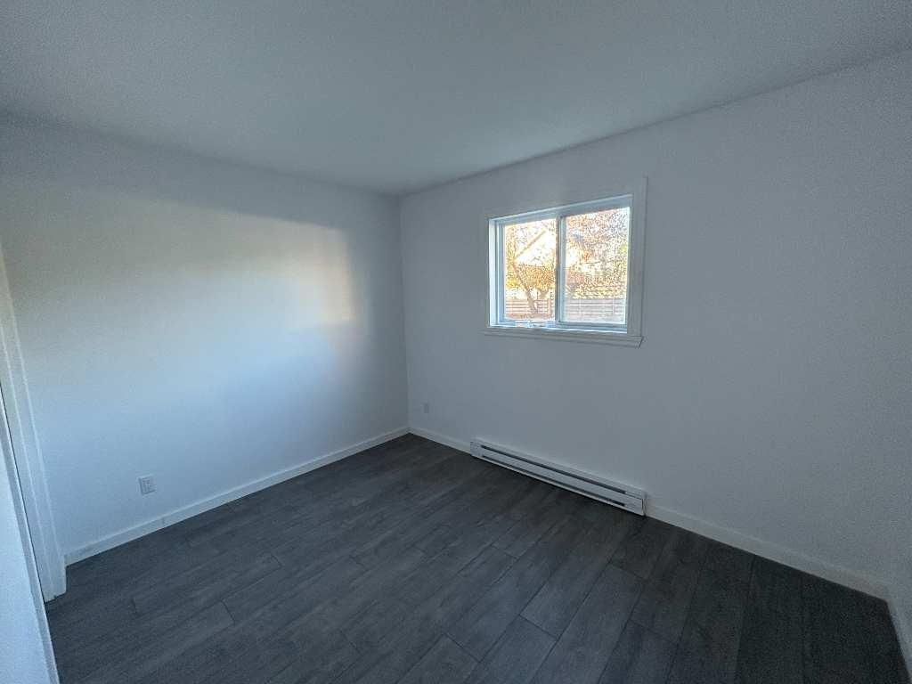 Beau 3 1/2 - Libre immédiatement - Air climatisé | 3158275