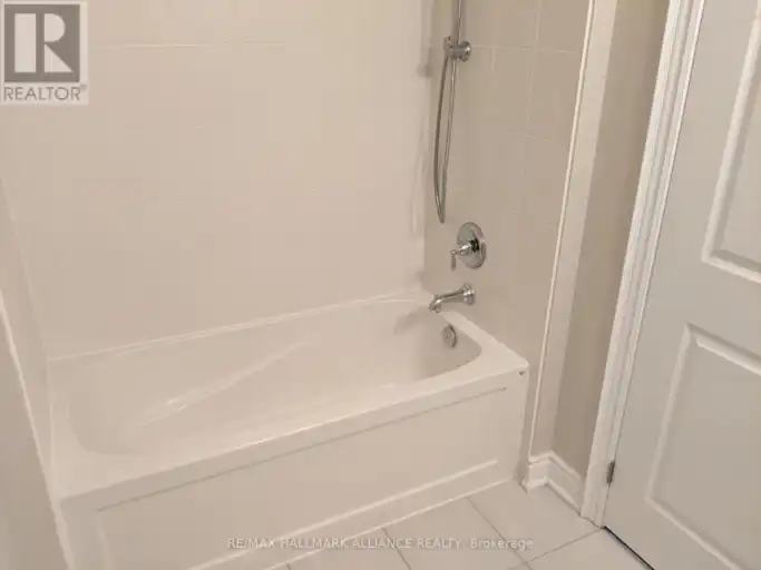 27 - 2184 TRAFALGAR ROAD | 27 - 2184 TRAFALGAR ROAD, Oakville | 3158832