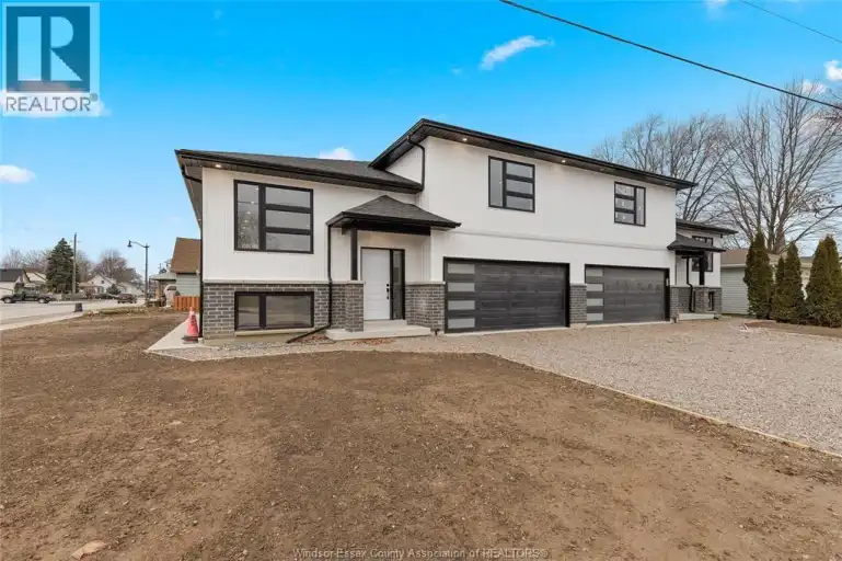 306B KEMPT | 306B KEMPT, Amherstburg | 3159094