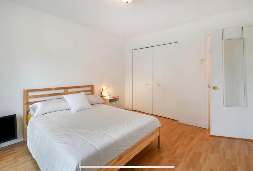 3 1/2 Vieux-Rosemont | 3159805