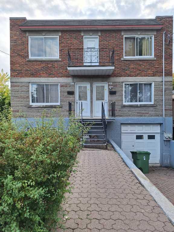 Grand 3 et demie a louer 1400 toit inclus. | 3159810