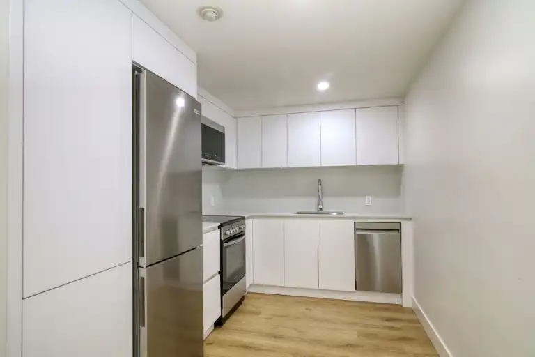 Regency | 3555 Cote-des-Neiges Road, Montreal | 3159812