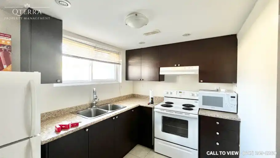 2-24 Marlebon Rd, Etobicoke, Ontario M9V 3W2 | 24 Marlebon Road 2, Toronto | 3159939