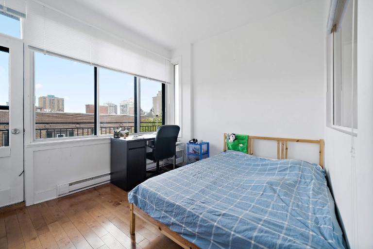 GHETTO MCGILL- 4 ½ RÉNOVÉ & MEUBLÉ – 2 CHAMBRES FERMÉES | 3160184