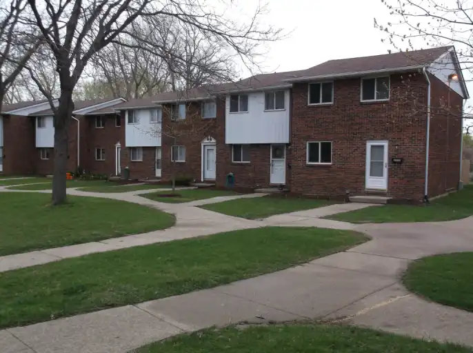 Anchorage on the Park Townhomes | 2932-2992 Wildwood Dr., Windsor | 3160310