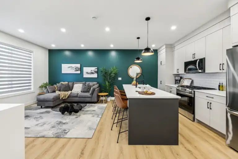 Immediate Move-In! 2-Bed Executive Townhome w/ Garage + Utilities Included | 4303 Richmond Road Southwest, Calgary | 3160503