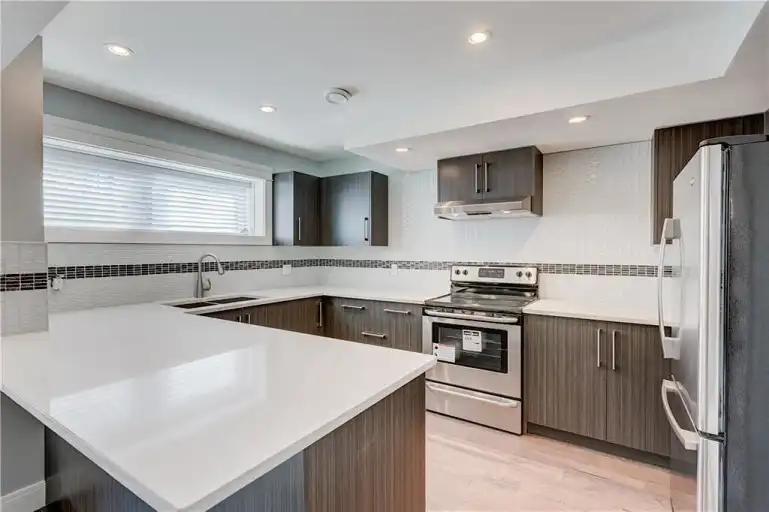 2BR SUITE UTILITIES INCLUDED | 200 Block 12 Avenue Northeast, Calgary | 3160505