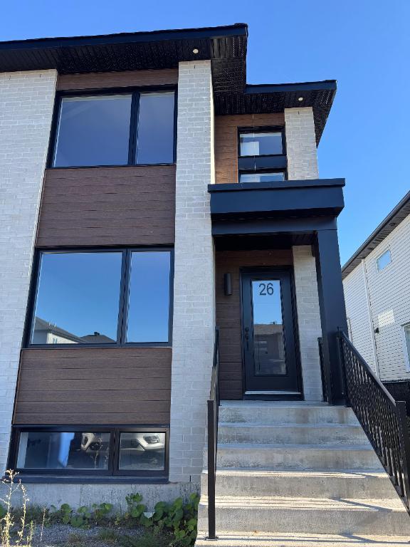 Magnifique Maison à louer neuve - La Chute | 3160549