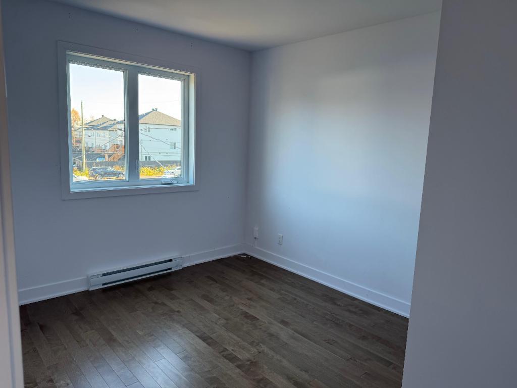 Magnifique Maison à louer neuve - La Chute | 3160549