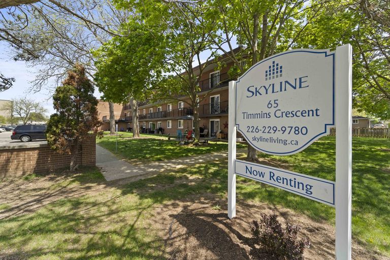 Timmins Apts | 65 Timmins Cres., Chatham | 3171745