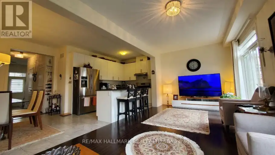 #MAIN&2ND - 19 CHOUINARD WAY | #MAIN&2ND - 19 CHOUINARD WAY, Aurora | 3171799