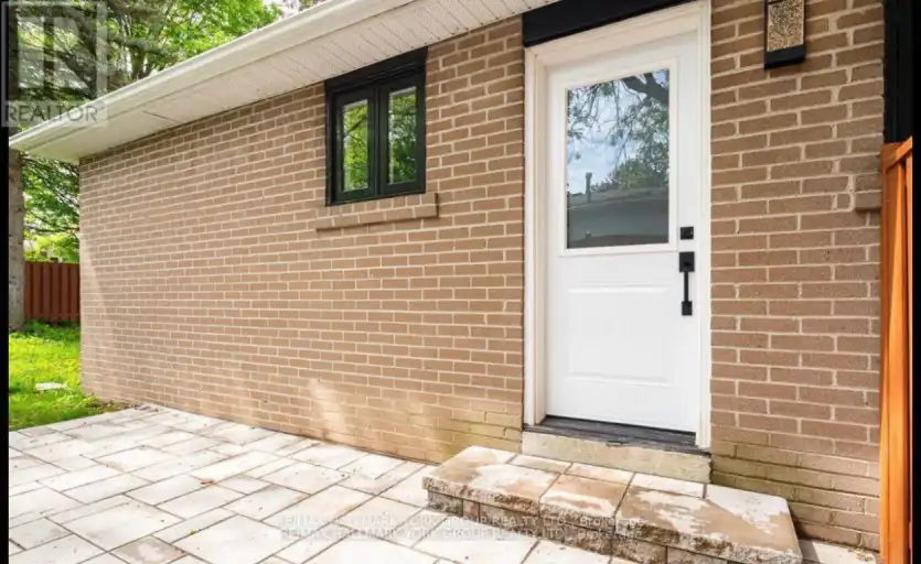 BASEMENT - 106 WOODPARK PLACE E | BASEMENT - 106 WOODPARK PLACE E, Newmarket | 3161177