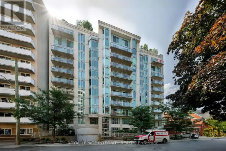 203 - 138 SOMERSET STREET W | 203 - 138 SOMERSET STREET W, Ottawa | 3161185