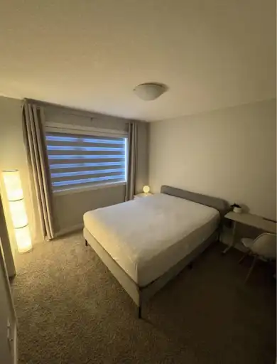 Furnished Master Bedroom in Quiet Home with Private Bathroom | Calgary | 3162659