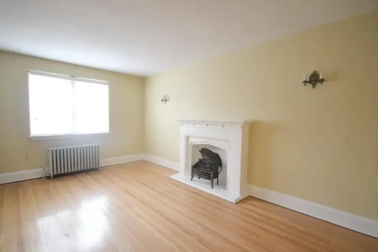 Janisse Tower Apartments | 6600 Wyandotte St. E., Windsor | 3162808