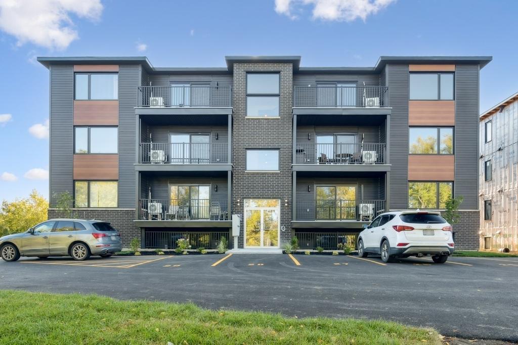 PROMO 1 mois gratuit! Beau 5 1/2 neuf ! Dispo maintenant; Huntingdon | 3163425