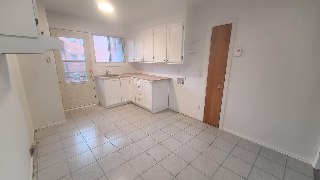 4 1/2 Rénové - Saint-Michel | 3164182