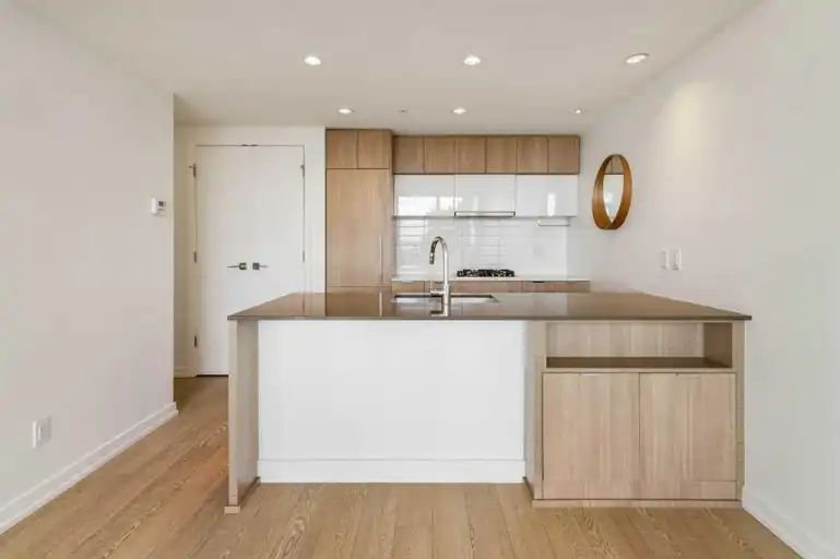 Outlook at Waterfront | 128 2 Street SW, Calgary | 3175551