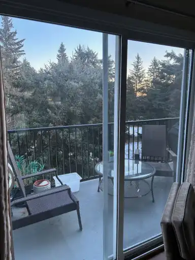 Cozy 2 Bedroom Condo | 10 - 304 Cedar Crescent Southwest, Calgary | 3164510