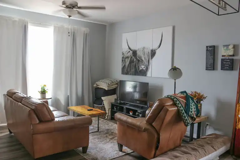 Main Floor House 2 Bedroom, 2 Bath Suite | Lethbridge | 3164514