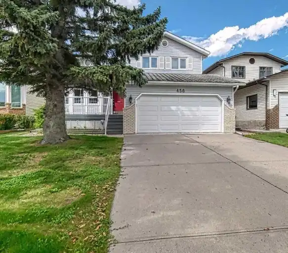 Spacious Family home in Hawkwood located in a quiet CUL-DE-SAC | 456 Hawkhill Place Northwest, Calgary | 3164522