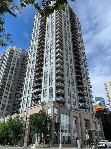 2 Bedroom Downtown Condo | 1302 - 1111 10 St SW, Calgary | 3164533