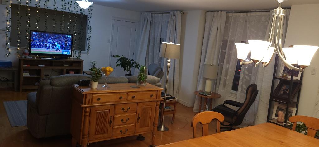 Appartement 4 1/2 très beau et très éclairé situé au 2e étage | 3164606