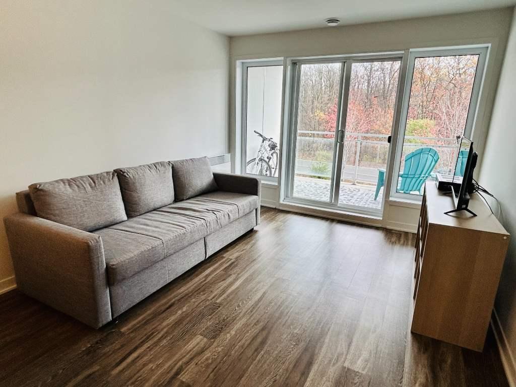 Cession de bail Longueuil - 3 1/2 (1 ch + bureau) - Lumineux - Plusieurs inclusions - Stationnement | 3164626