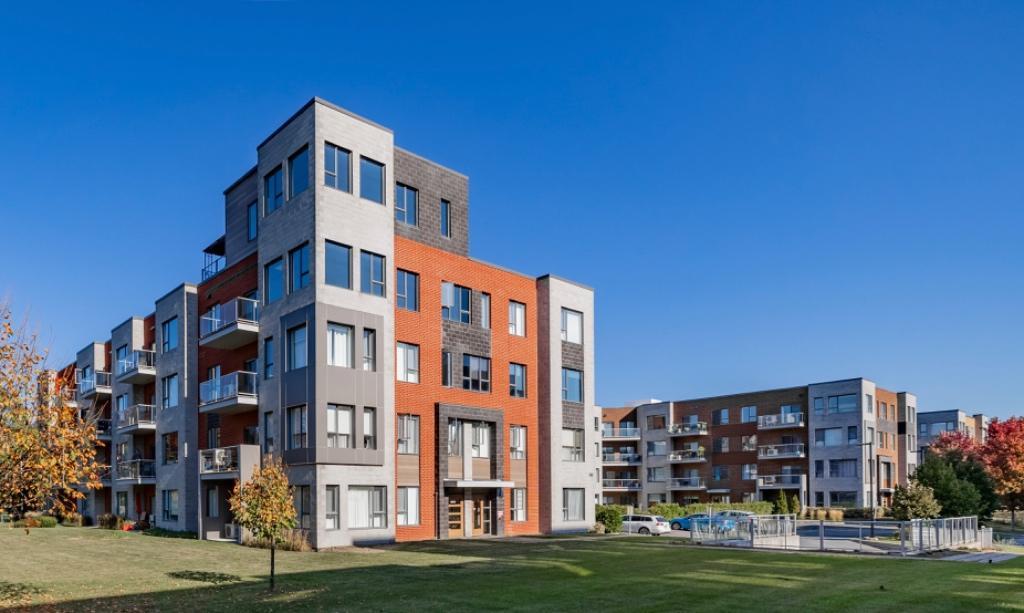 GRAND 3 ½ + GARAGE + ESPACE RANGEMENT OU BUREAU | OCCUPATION POSSIBLE À PARTIR DE DECEMBRE | 3164635